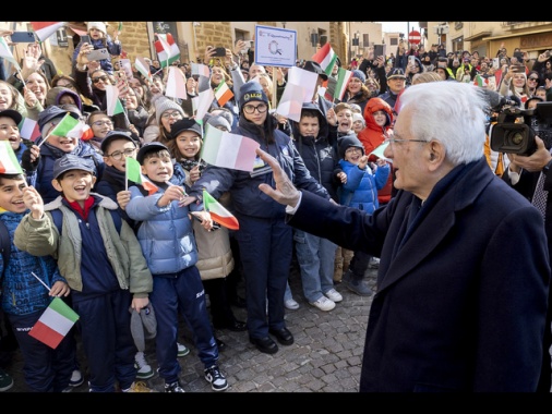 Mattarella, serve rigenerare la coesione e procedere insieme