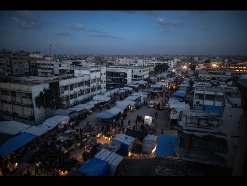 Media, Israele ha iniziato a ritirarsi da Rafah a Gaza