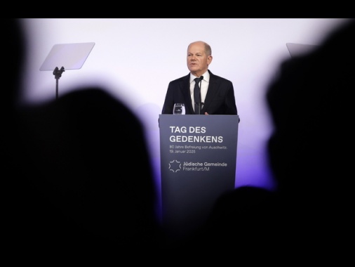 Scholz, 'in Baviera un incredibile atto di terrorismo'