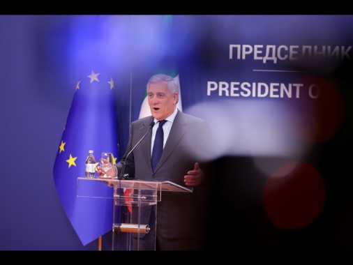 Tajani, rispetto per Berlusconi, non negare il suo ruolo