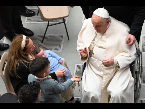 Il Papa, nulla vale quanto la vita di un bambino