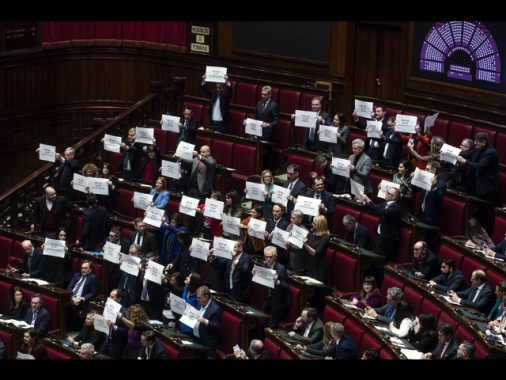 Schlein, da Meloni atteggiamento da presidente del coniglio