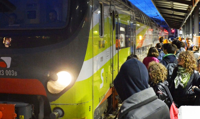 Guasto, treni “in tilt”: altra mattinata difficile per i pendolari