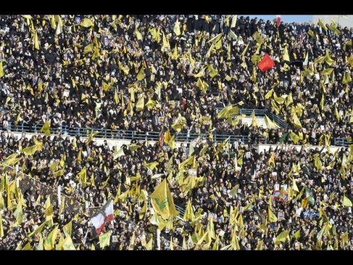 Jet israeliani sorvolano Beirut durante i funerali di Nasrallah