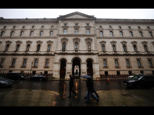 Londra condanna Mosca per espulsione diplomatici britannici