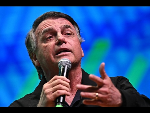 Bolsonaro insiste, 'sarò candidato presidente al voto del 2026'