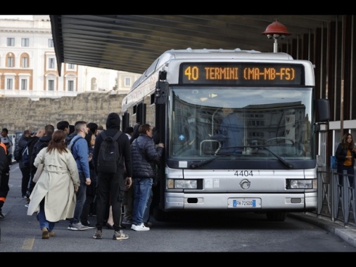 Sindacati Tpl convocati il 20 al Mit per rinnovo del contratto