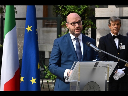 Fontana, ragazzi coltivate la curiosità e l'amore per lo studio