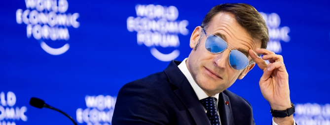 Gli occhiali di Macron e il boom degli ottici