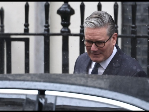 Starmer, 'sosterrò il candidato laburista nella suppletiva, chiunque sarà'