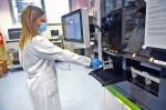 VARESE PROF. FABRIZIO MAGGI, DIRETTORE LABORATORIO MICROBIOLOGIA OSPEDALE DI CIRCOLO E VARIE LABORATORI E TECNICI AL LAVORO