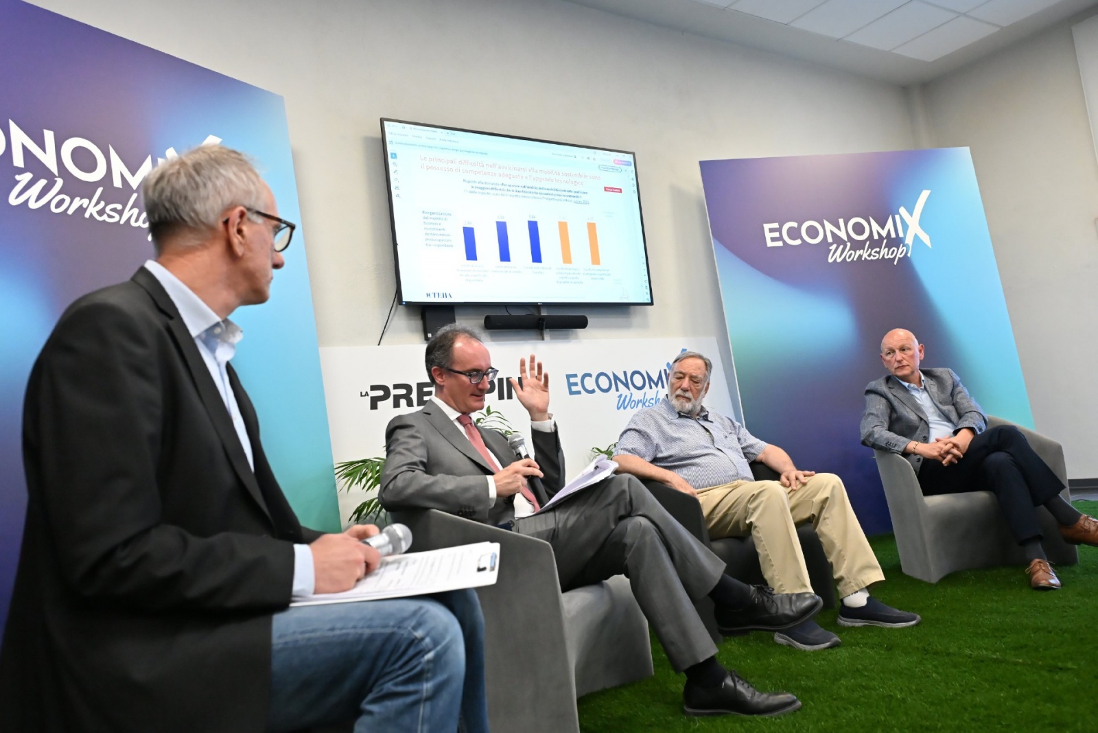 BUSTO ARSIZIO. ECONOMIX WORKSHOP LOGISTICA E VIABILITAÕ, SEDE LA PREALPINA, BORSANO NELLA FOTO DIRETTORE PASCARELLA, PARMA, CRAPANZANO E PASSERA