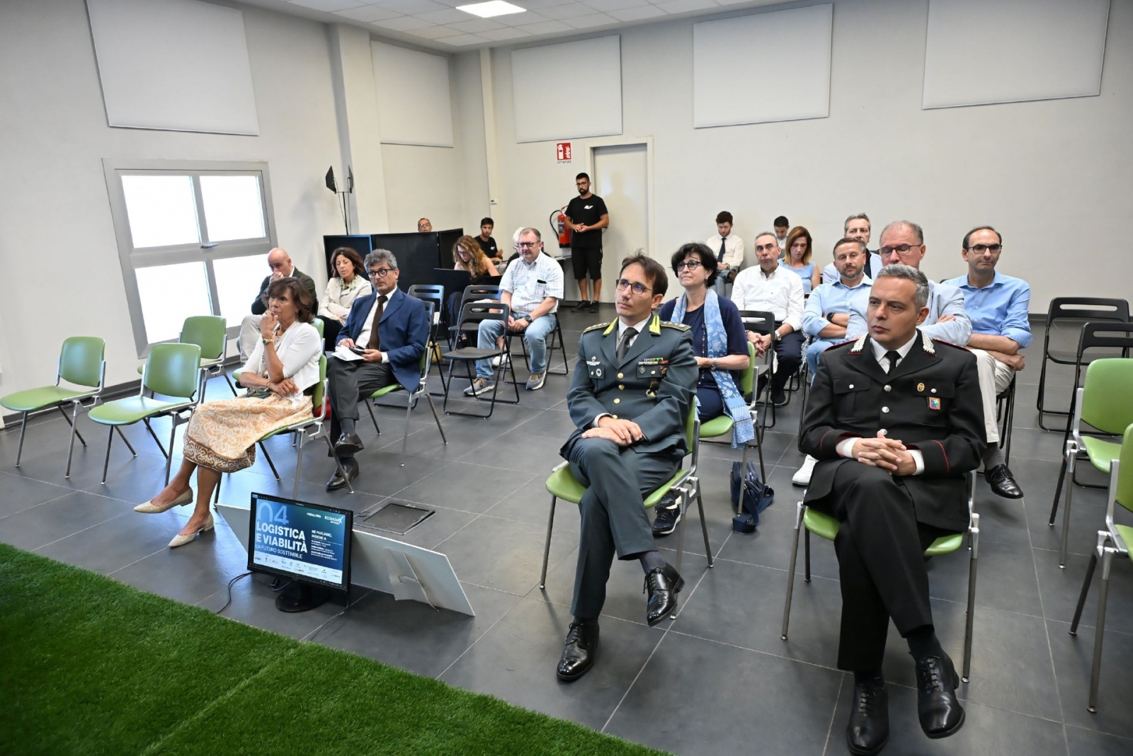 BUSTO ARSIZIO. ECONOMIX WORKSHOP LOGISTICA E VIABILITAÕ, SEDE LA PREALPINA, BORSANO NELLA FOTO