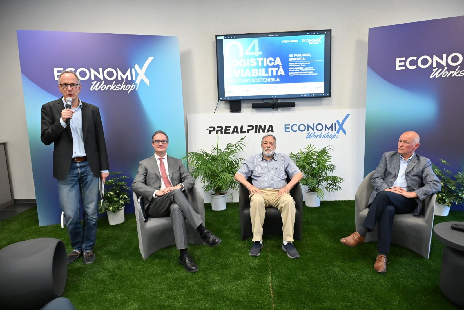 BUSTO ARSIZIO. ECONOMIX WORKSHOP LOGISTICA E VIABILITAÕ, SEDE LA PREALPINA, BORSANO NELLA FOTO DIRETTORE PASCARELLA, PARMA, CRAPANZANO E PASSERA