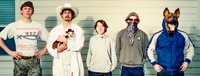 Fat Dog: mix di punk, dance ed elettronica