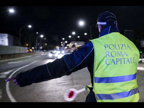 Vigili travolti: autista è un carabiniere, positivo a alcol test