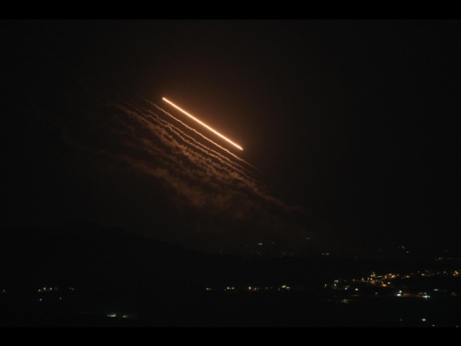 Hezbollah rivendica raid su nord Israele dopo annuncio tregua