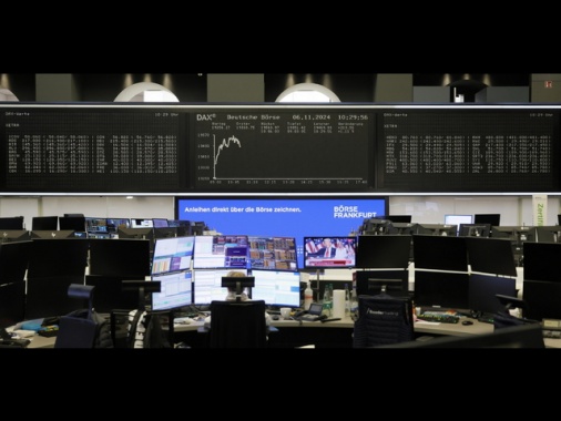 Borsa: l'Europa parte in ribasso, Parigi -0,62%