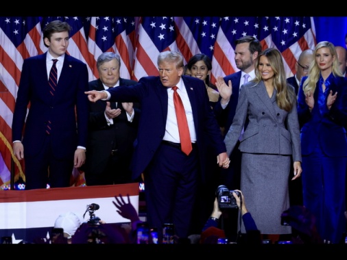 Trump pensa a Paesi terzi per i migranti non rimpatriabili
