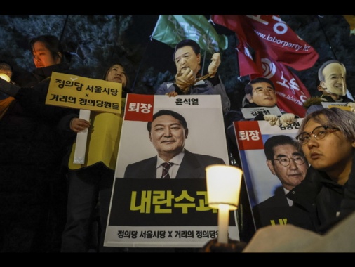 Leader dell'opposizione, 'avanti con impeachment di Yoon'