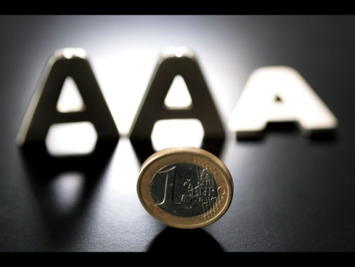 Moody's taglia il rating della Francia da 'A2' a 'Aa3'