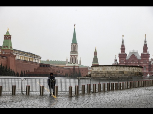 La banca centrale russa lascia il tasso di sconto al 21%