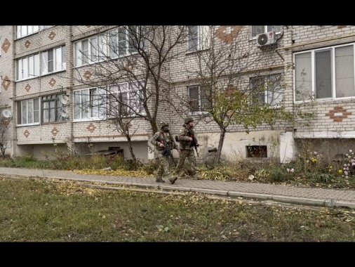 Governatore russo, '6 morti e 10 feriti in raid nel Kursk'