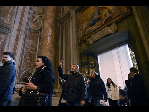 Giubileo: mezzo milione ha passato la porta santa a S.Pietro