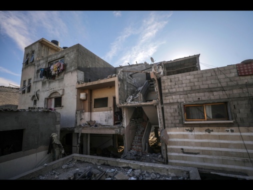 Wafa, 5 palestinesi uccisi in attacchi israeliani