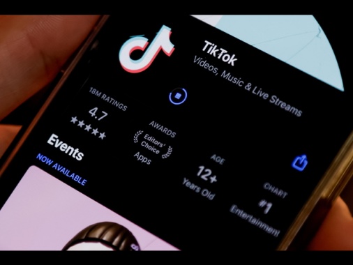 TikTok, l'app non disponibile in Usa con legge divieto