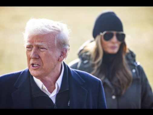 Trump, 'le deportazioni vanno bene, stiamo cacciando criminali'