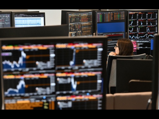 Lo spread tra Btp e Bund apre in calo a 109 punti
