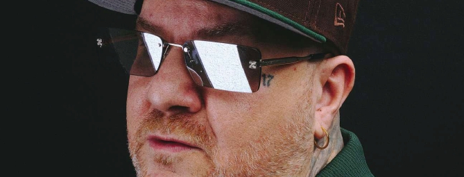 Jake La Furia torna a dettare le regole del rap game