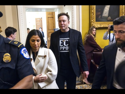 La scure di Musk, -10.000 posti nel governo Usa a febbraio