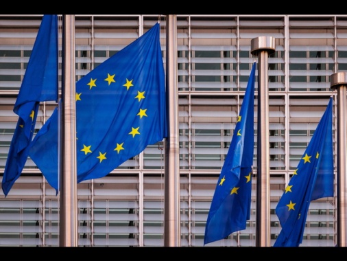 Ue, su dazi ora valuteremo i prossimi passi, consultando Stati