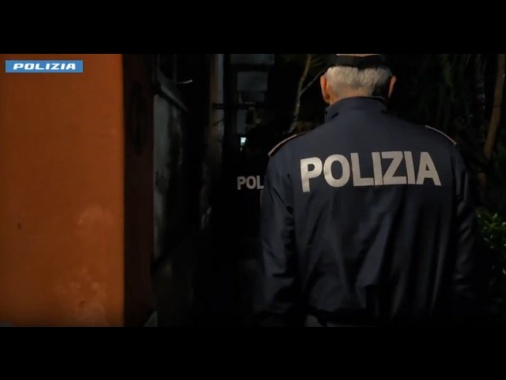 Ucciso in strada con una coltellata 19enne a Torino