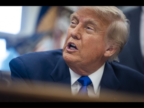 Trump: annuncerò dazi sui farmaci entro due settimane