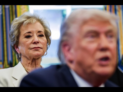 Il governo Trump taglia le sovvenzioni ad Harvard