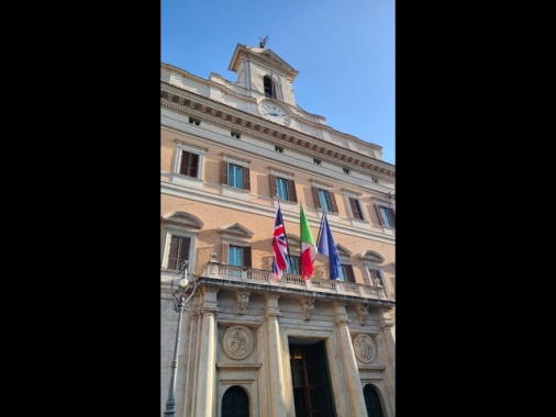 Via libera della Camera alla fiducia al decreto Albania