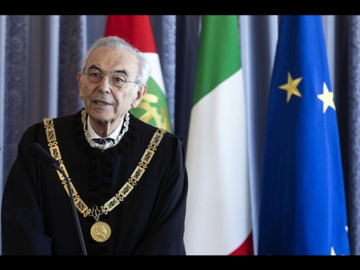 Consulta, divieto di terzo mandato è subito vincolante