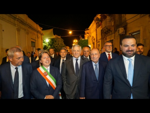 Tajani, l'Italia non è isolata, opposizione fa il suo gioco