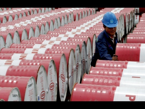 Il petrolio chiude in calo a New York a 61,20 dollari