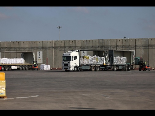 Israele accusa l'Onu,'oltre 400 camion in attesa a Kerem Shalom'
