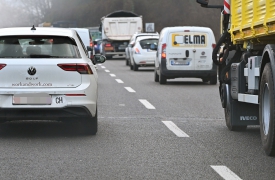 Varese: mezzo pesante fermo, traffico paralizzato