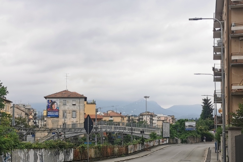 Ancora nuvole, poi la svolta: 30 gradi