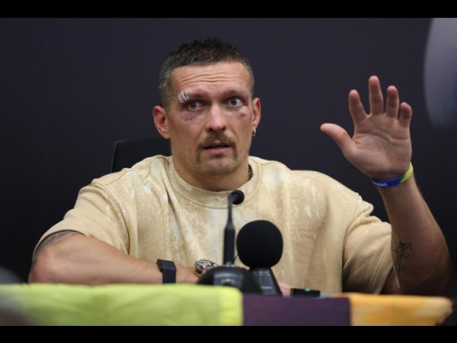 Ucrania: Campeón mundial de boxeo ucraniano dispara contra Trump