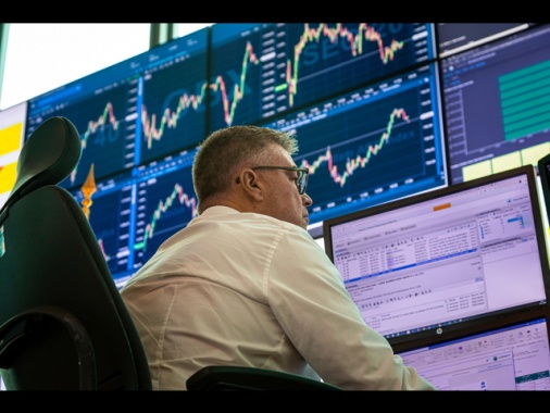 Borsa: in Europa 185 miliardi in fumo dopo l'attacco all'Iran