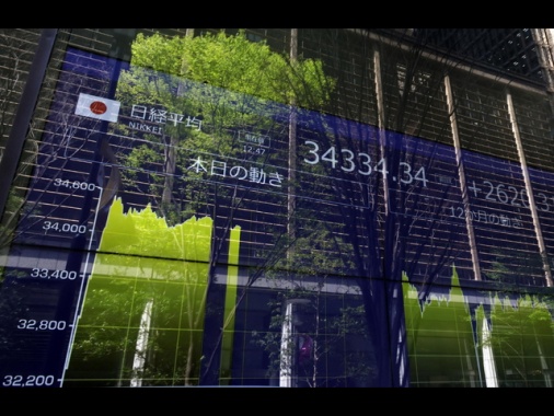 Borsa: Tokyo, apertura in ribasso (-0,37%)