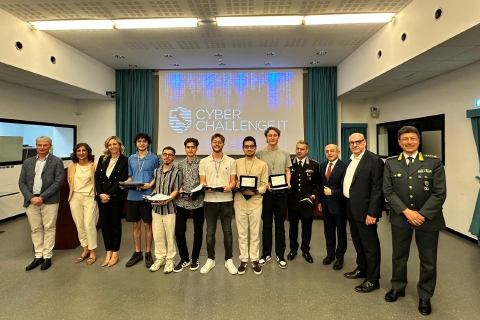 Varese, premiati i talenti della cybersecurity