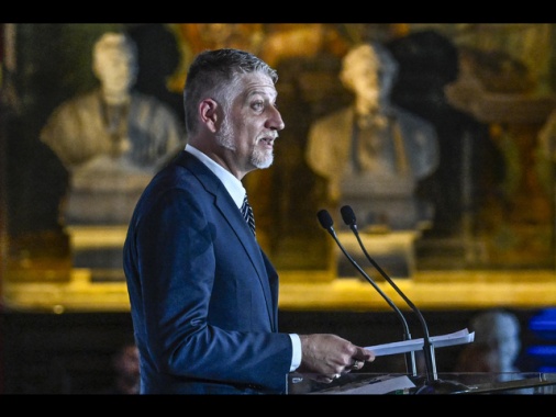 Giuli, interveniamo con decisione su finanziamenti cinema